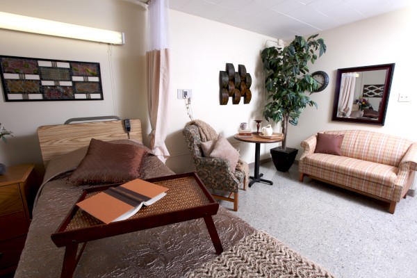 The Laurels of Mt. Pleasant: Private Guest Room